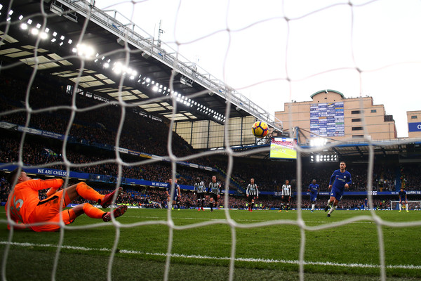 Hazard Cetak Gol Penalti Panenka di Hari Ulang Tahun Panenka