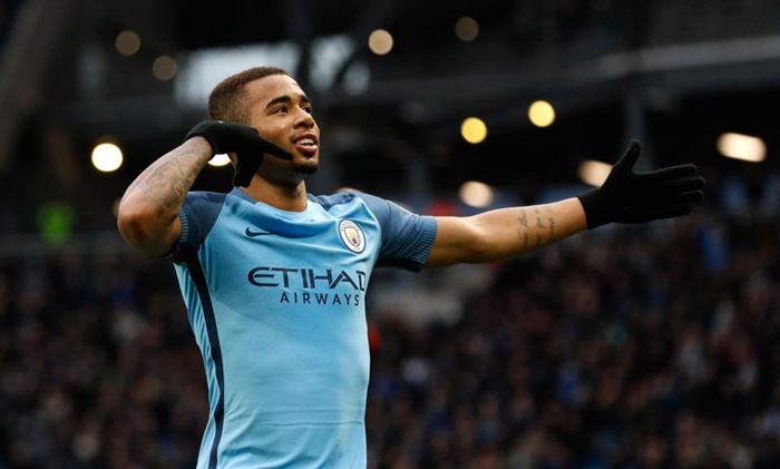 El Barca Gigit Jari, Gabriel Jesus Tambah Kontrak Anyar di Man City 