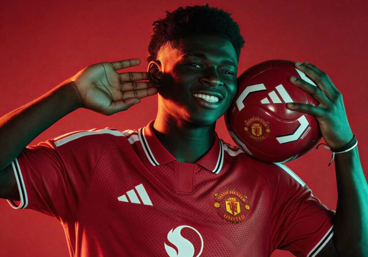 Kesepakatan Tercapai, Manchester United Rekrut Gelandang Anyar Ketiga: Carlos Baleba