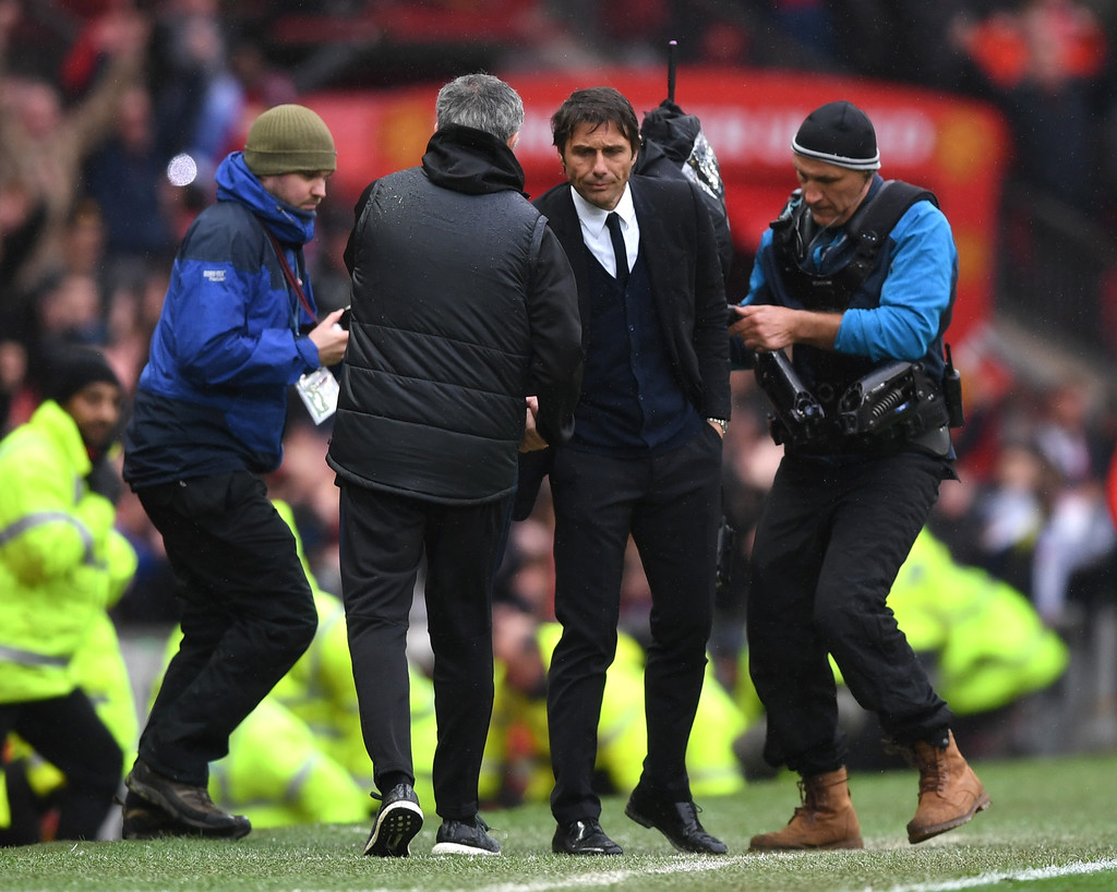 Manchester United Vs Chelsea: Akhir Perang Kata Jose Mourinho dan Antonio Conte