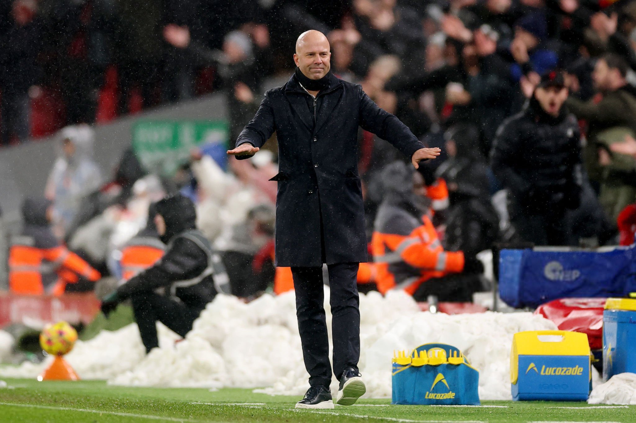 Arne Slot Bocorkan Masa Depannya di Liverpool