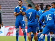 Djanur Terus Perbaiki Taktik dan Strategi Persib Bandung