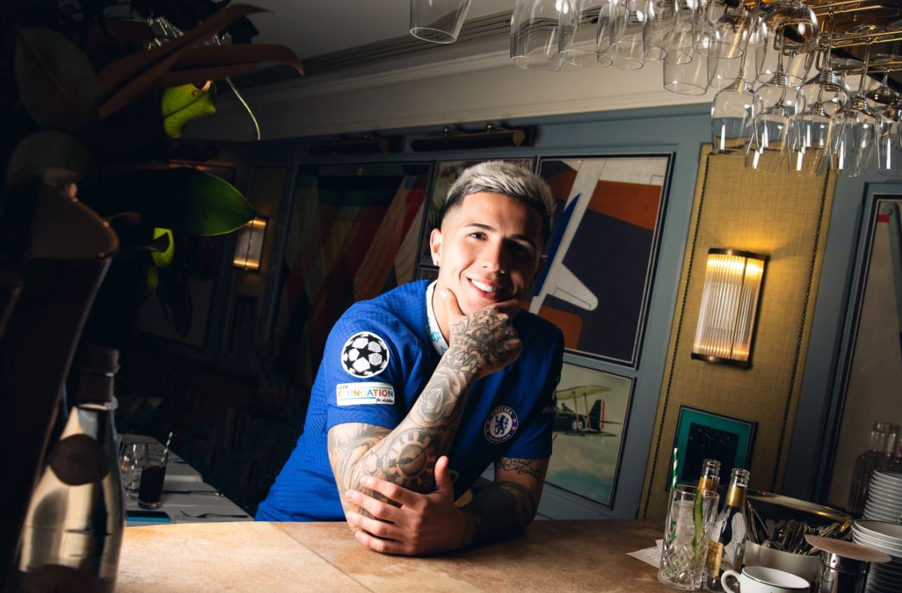 Dikenalkan Chelsea, Enzo Fernandez Salut dengan Kegigihan The Blues