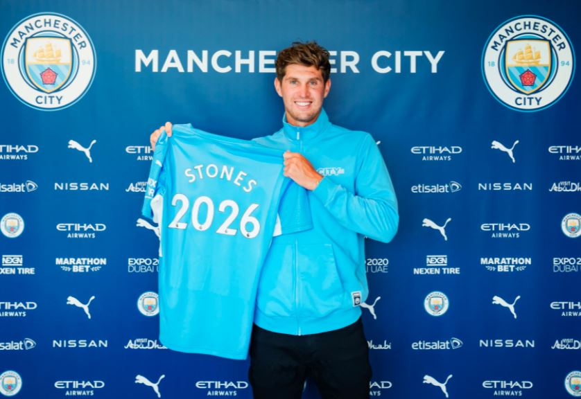 Man City Tambah Masa Bakti John Stones