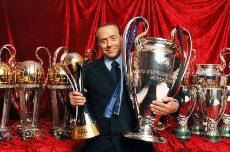 Mantan Presiden AC Milan dan PM Italia, Silvio Berlusconi Meninggal Dunia
