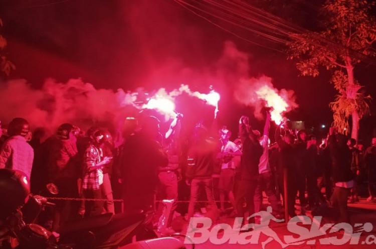 Bobotoh Lempari Skuat Bali United, Budiman Sebut Hal yang Wajar karena Emosi