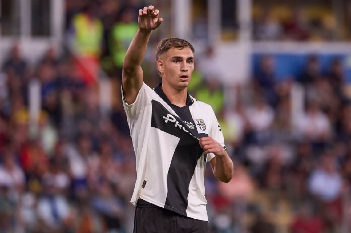 Santiago Gimenez Belum Cetak Gol, AC Milan Masukkan Dua Penyerang dalam Daftar Incaran