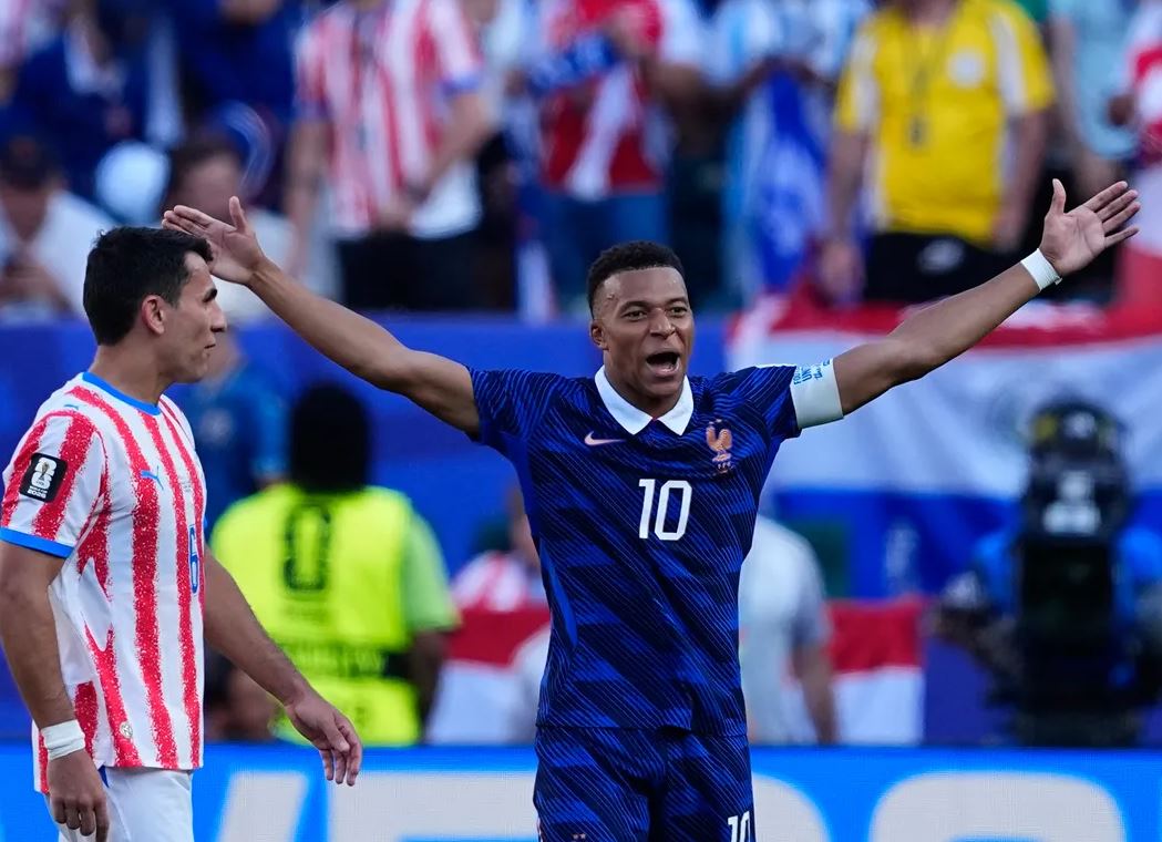 Marah, Kylian Mbappe Semprot Senator Paraguay