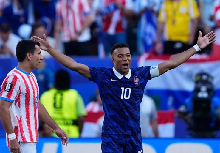 Marah, Kylian Mbappe Semprot Senator Paraguay