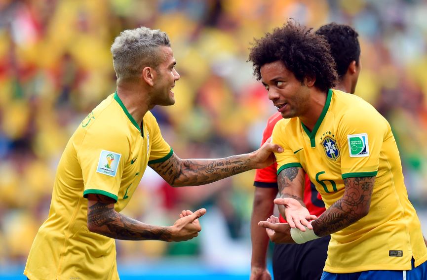 Legenda Brasil Punya Rencana Satukan Marcelo dan Dani Alves