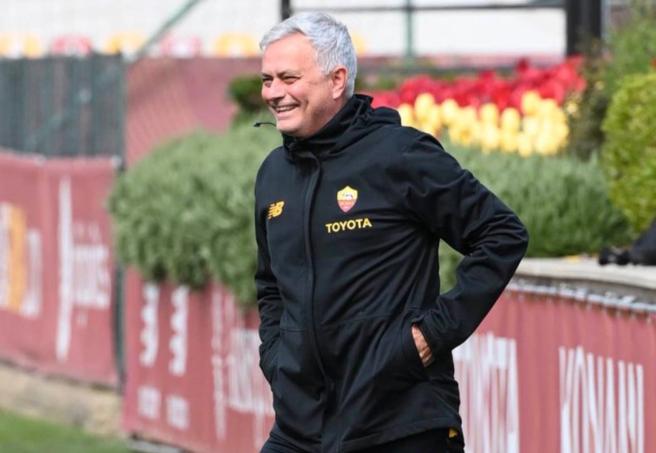 Arab Saudi Tawari Jose Mourinho Rp1,9 Triliun untuk Tinggalkan AS Roma