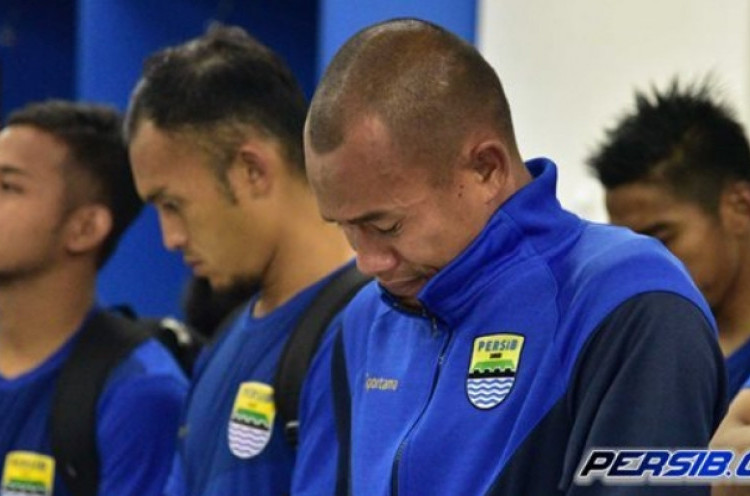 Air Mata Warnai Perpisahan Achmad Jufriyanto dengan Skuat Persib Bandung