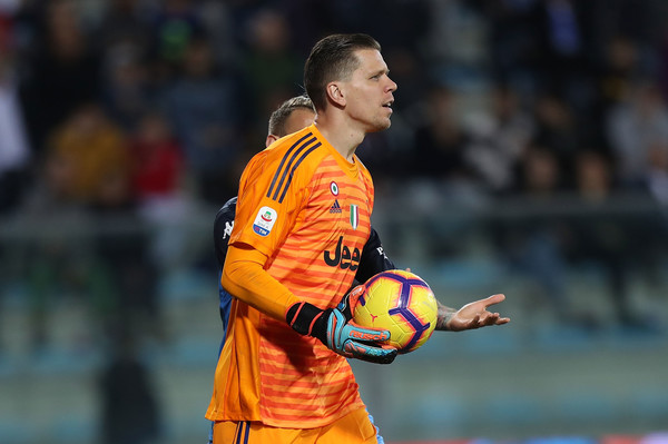 Skor Paling Sempurna dalam Sepak Bola Versi Kiper Juventus