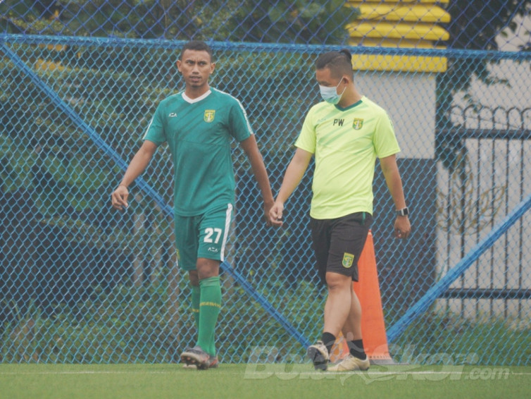 Persis Solo Rekrut Tiga Bintang