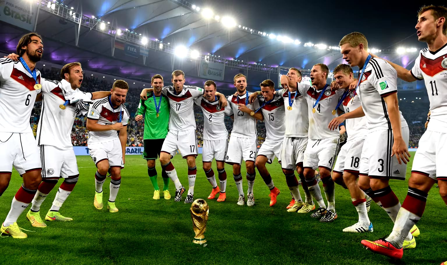 Kilas Balik Piala Dunia 2014: Tragedi Mineirazo, Gol Ikonik Van Persie, Gelar Keempat Jerman