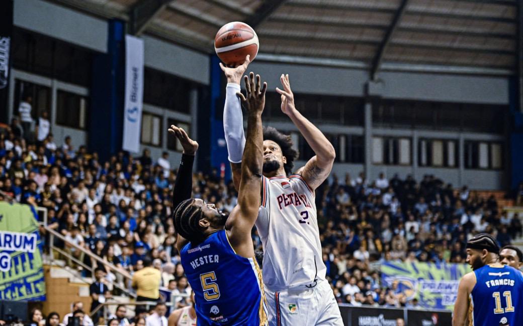 Hasil Semifinal IBL 2024: Pelita Jaya Rebut Kemenangan di Game Pertama