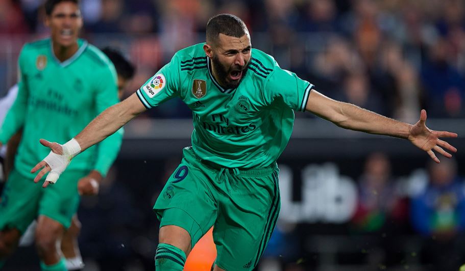 Selamatkan Madrid dari Kekalahan, Benzema Bersaing Ketat Rebutkan Pichichi dengan Messi