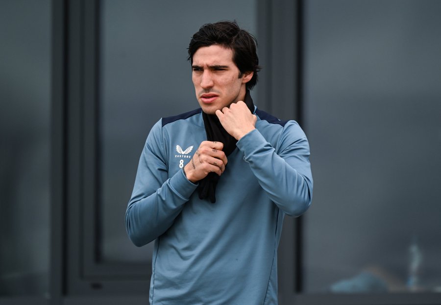 Kembali Terseret Kasus Perjudian, Sandro Tonali Didakwa dengan 50 Kasus