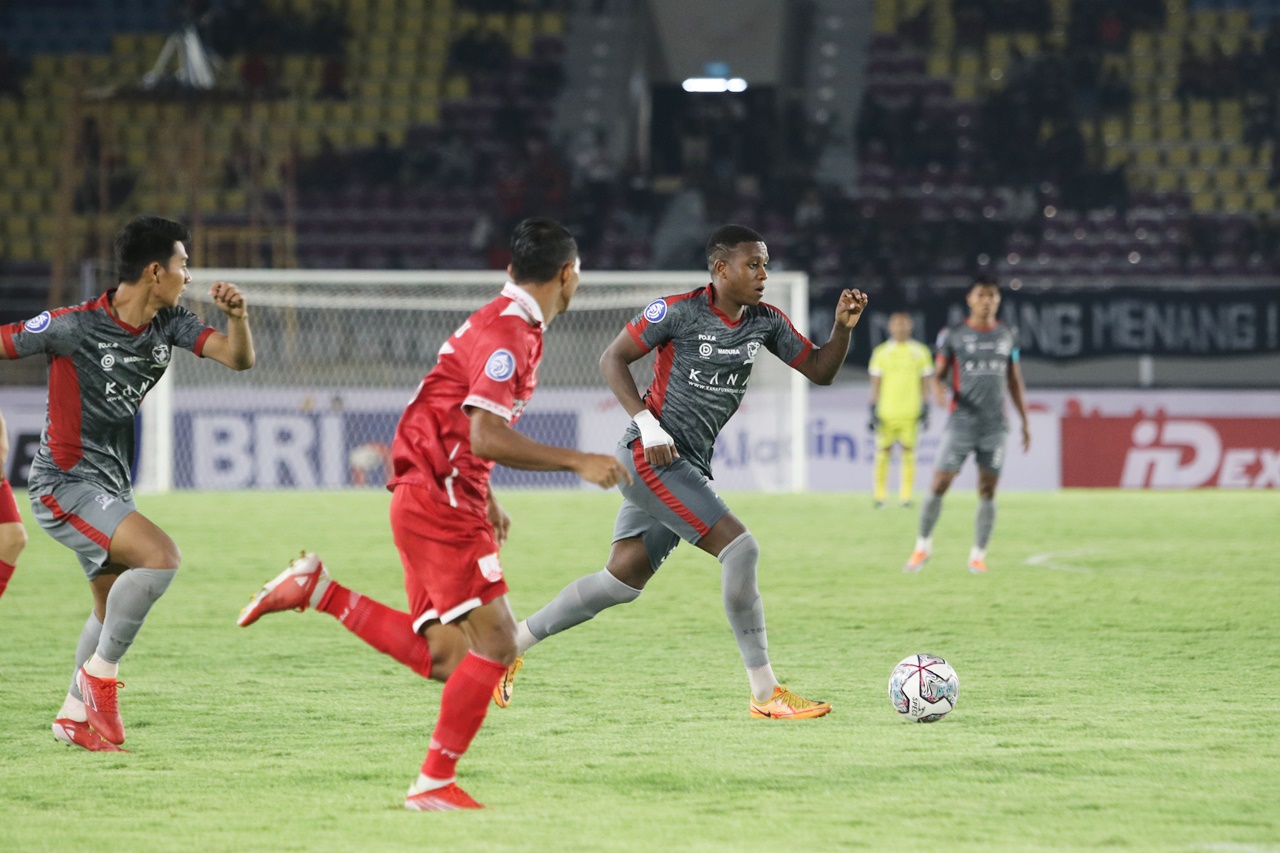 Faktor Jam Terbang, Gelandang Madura United Yakin Atasi Persis Solo