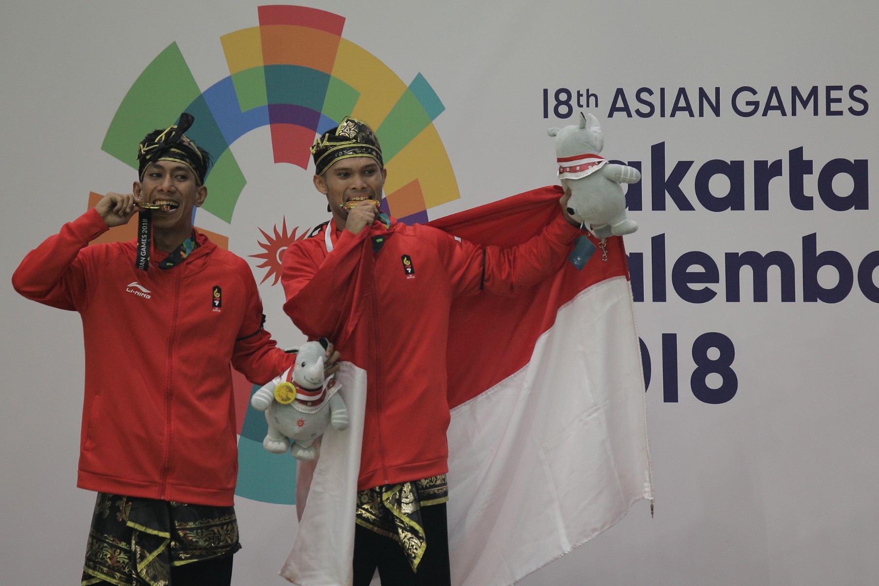 Medali Emas ke-14 Indonesia Disumbangkan Ganda Putra dari Pencak Silat