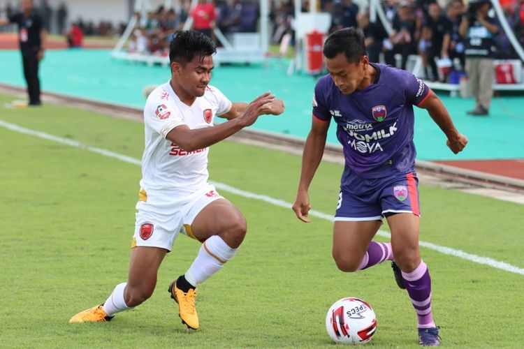 Respons Samsul Arif soal Gaji 10 Persen yang Diberikan Persita