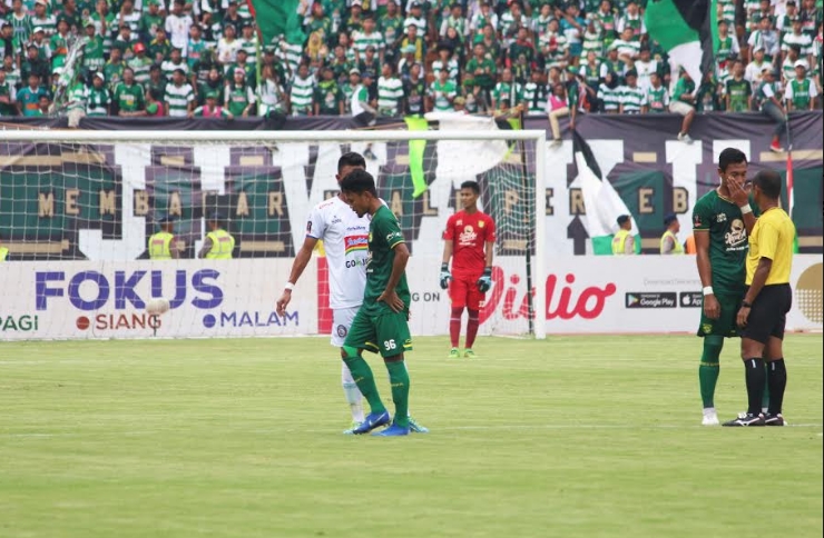 Keluarnya Hidayat Pengaruhi Permainan Persebaya, Djanur Beri Penjelasan