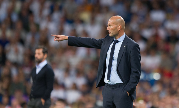 Didier Deschamps Sebut Zinedine Zidane Sosok yang Tepat untuk Latih Timnas Prancis