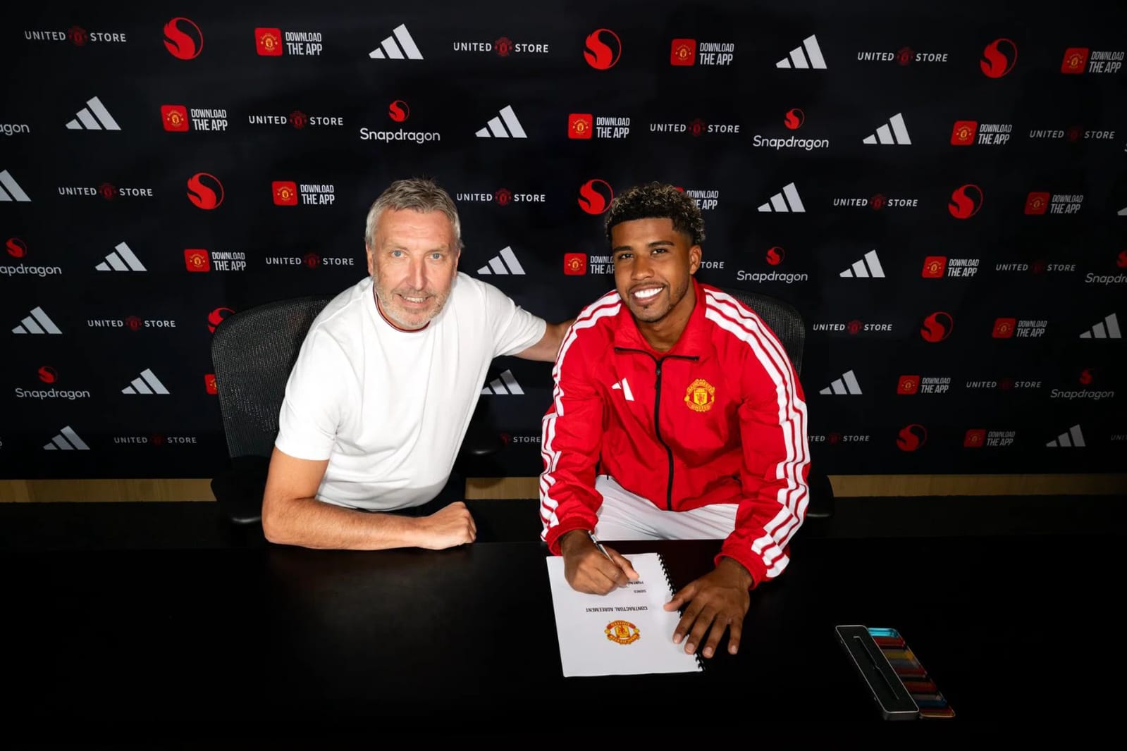 Andrey Santos Pilih Manchester United karena Trofi hingga Michael Carrick