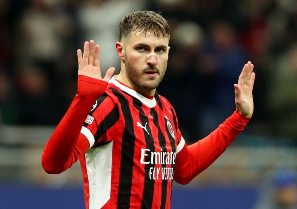 Ingin Tinggal di Italia, Alasan Santiago Gimenez Gabung AC Milan