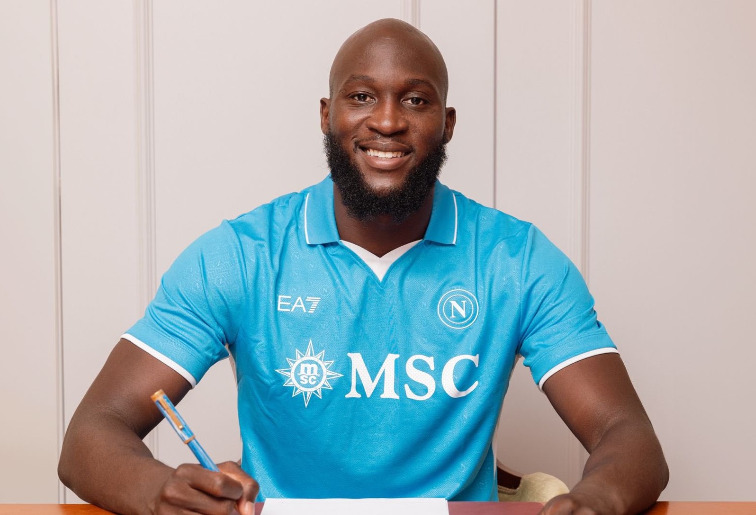 Romelu Lukaku Resmi Jadi Pemain Baru Napoli