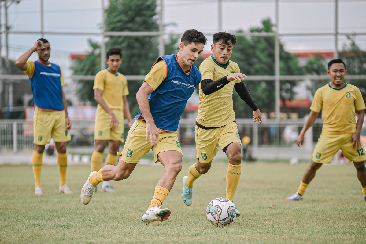 Pelatih Persebaya Cemas Jelang Lawan Persik, Ini Sebabnya