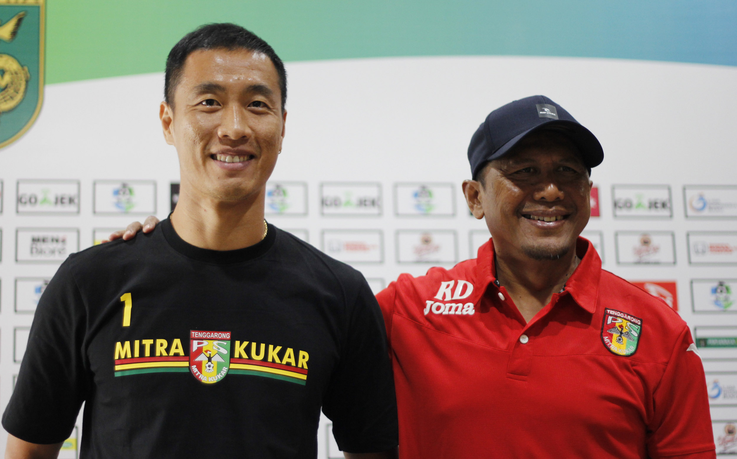 RD dan Djanur Saling Memuji dan Menyanjung