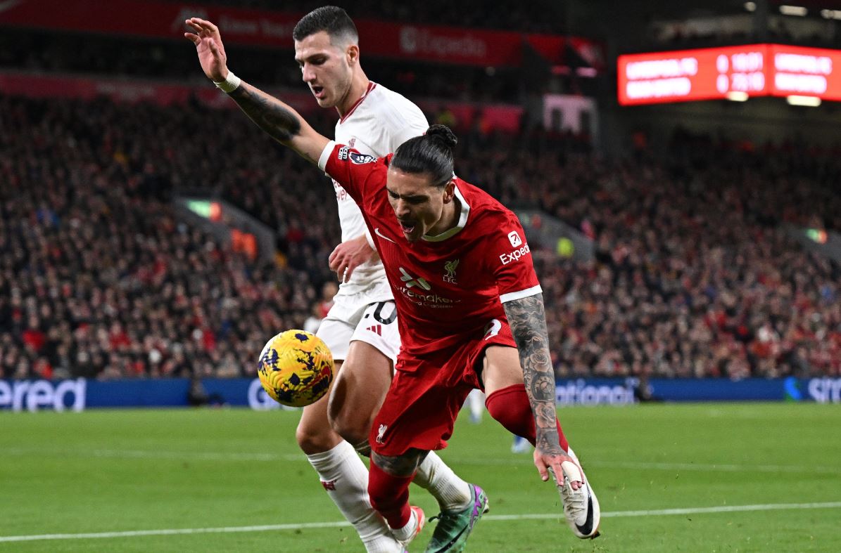 Performa Darwin Nunez Meresahkan Legenda Liverpool