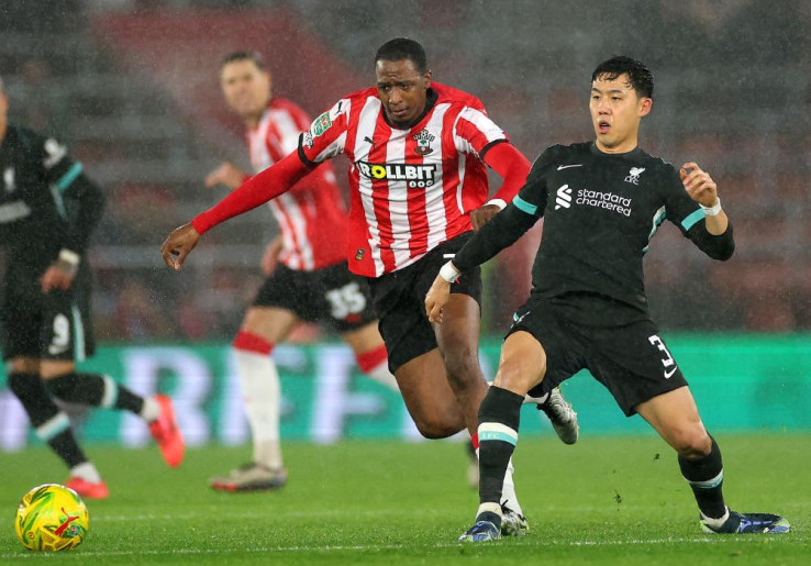 Piala Liga: Rotasi Pemain Liverpool Berbuah Manis, Arne Slot Puji Wataru Endo