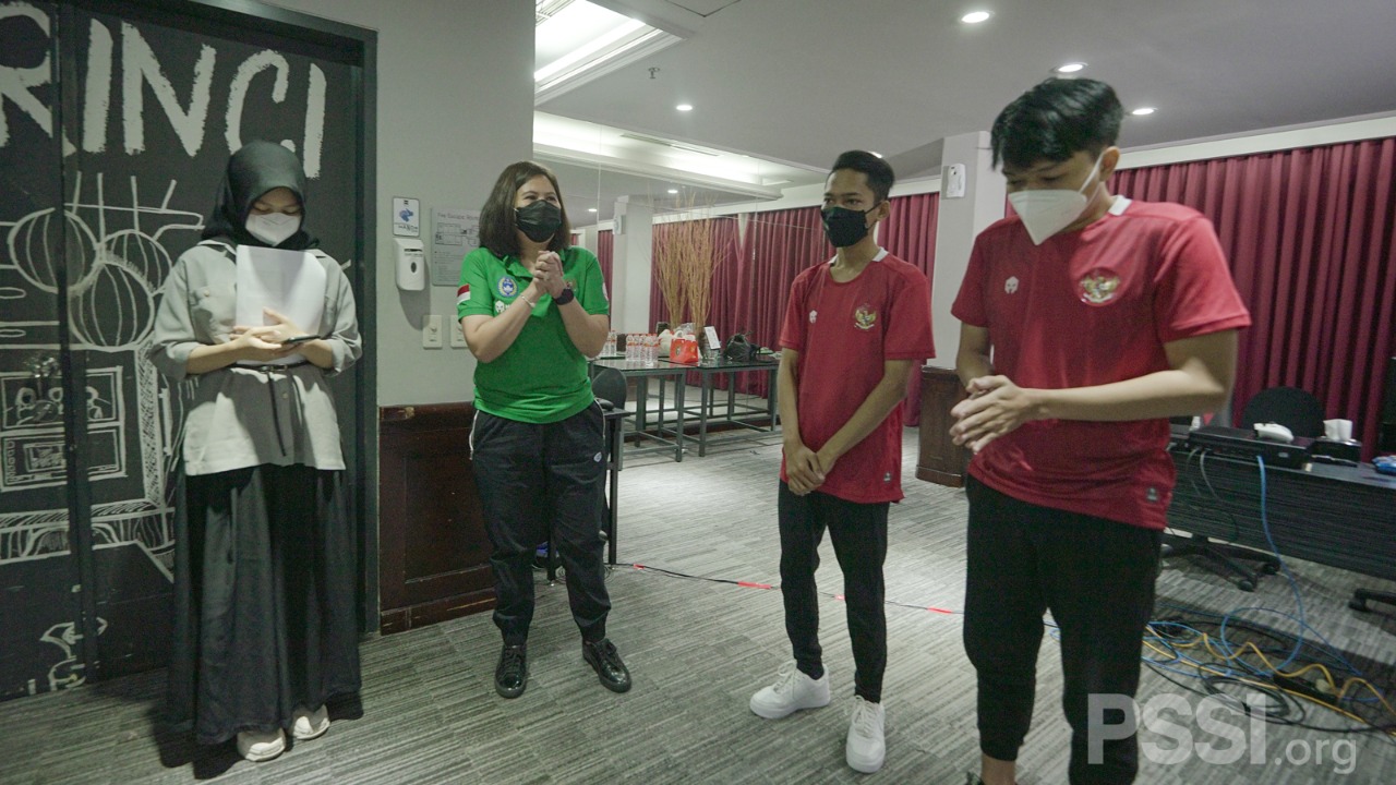 Atlet eSports Dewa United Bawa Indonesia Berjaya di FIFAe Nations