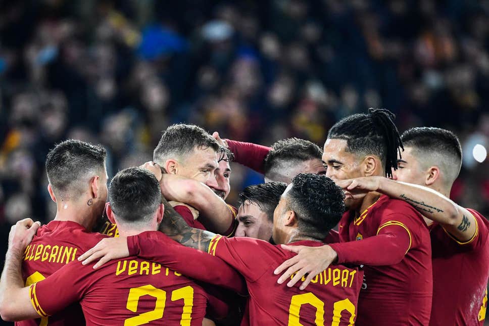 Pemain dan Staf Pelatih AS Roma Relakan Empat Bulan Gaji demi Bantu Klub