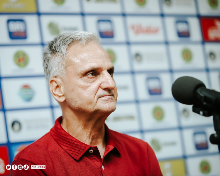Strategi Eduardo Almeida Sulitkan PSS Sleman, Marian Mihail Cari Solusi Lini Depan