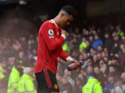 Terpancing Emosinya dan Banting Handphone Penggemar, Cristiano Ronaldo Kirim Permintaan Maaf