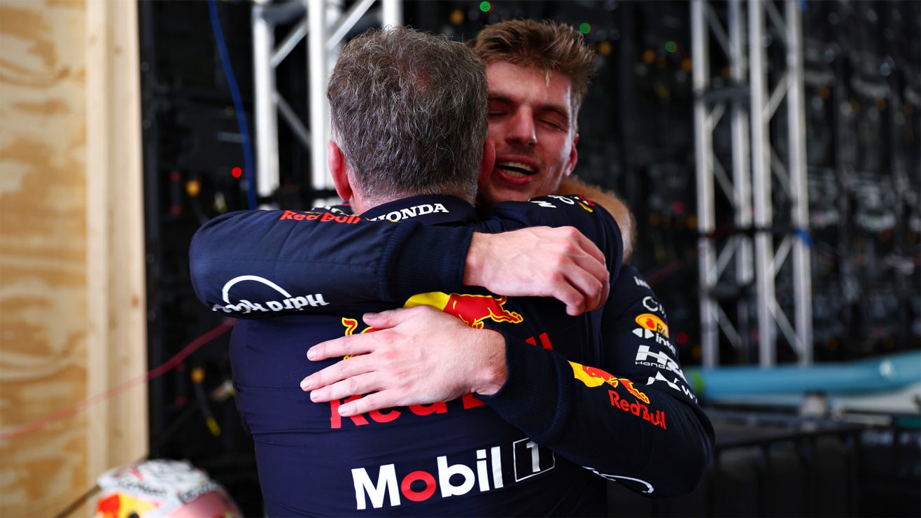 Refleksi Pergantian Musim, Red Bull Racing Kenang Perjuangan Verstappen