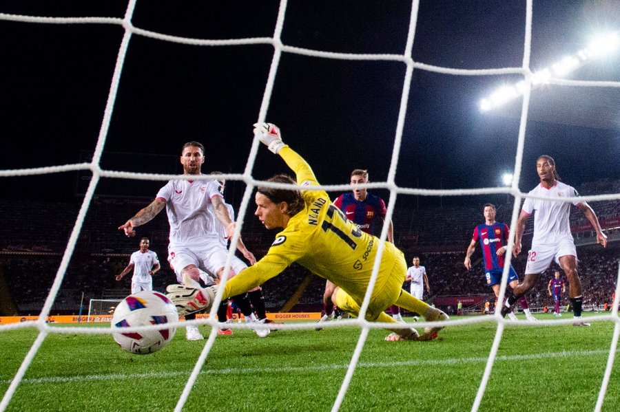 Barcelona 1-0 Sevilla: Gol Bunuh Diri Sergio Ramos Menangkan Blaugrana