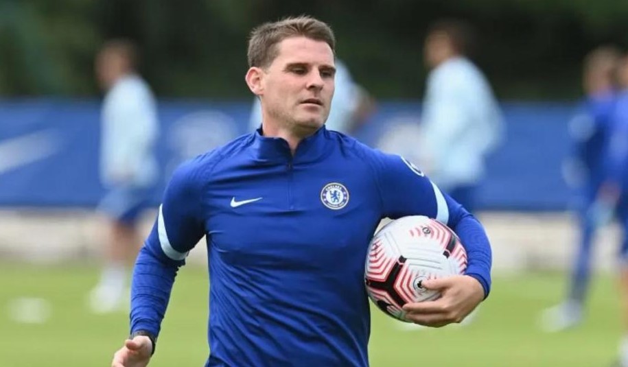 Rekrutan Krusial Chelsea Itu Bernama Anthony Barry