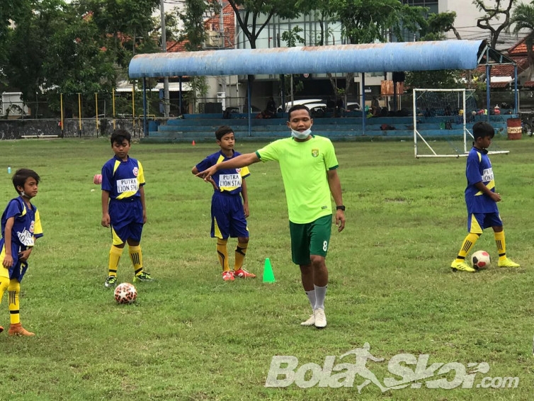 Trio Persebaya Maksimalkan Kesempatan Kursus Pelatih Lisensi C