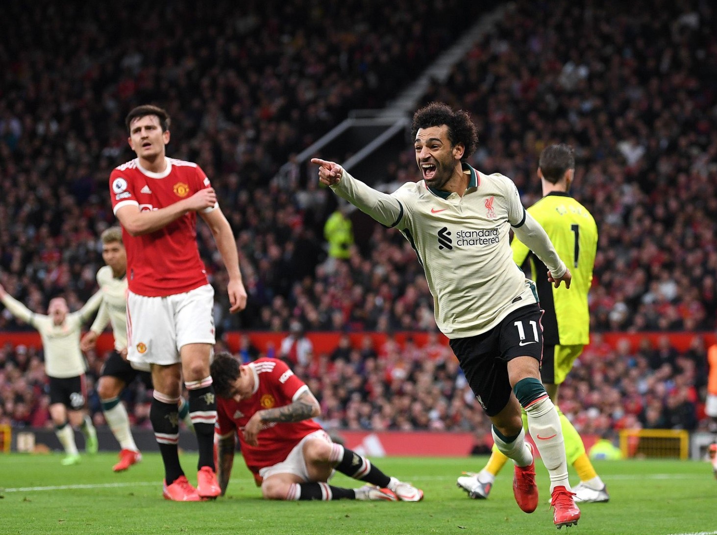 Ketika Mohamed Salah Ukir Sejarah di Old Trafford