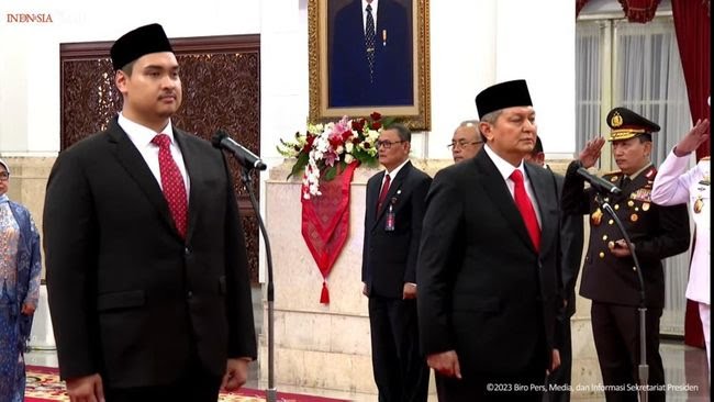 Presiden Jokowi Resmi Lantik Dito Ariotedjo Jadi Menpora