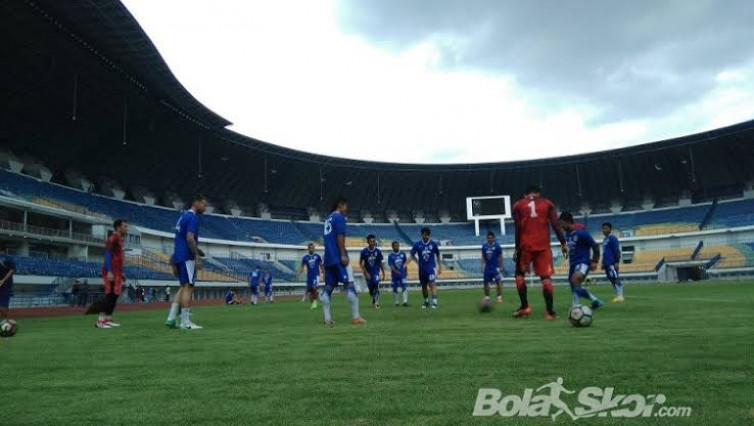 Stadion GBLA Tak Lolos Verifikasi, Komisaris Persib Umuh Muchtar Beri Tanggapan