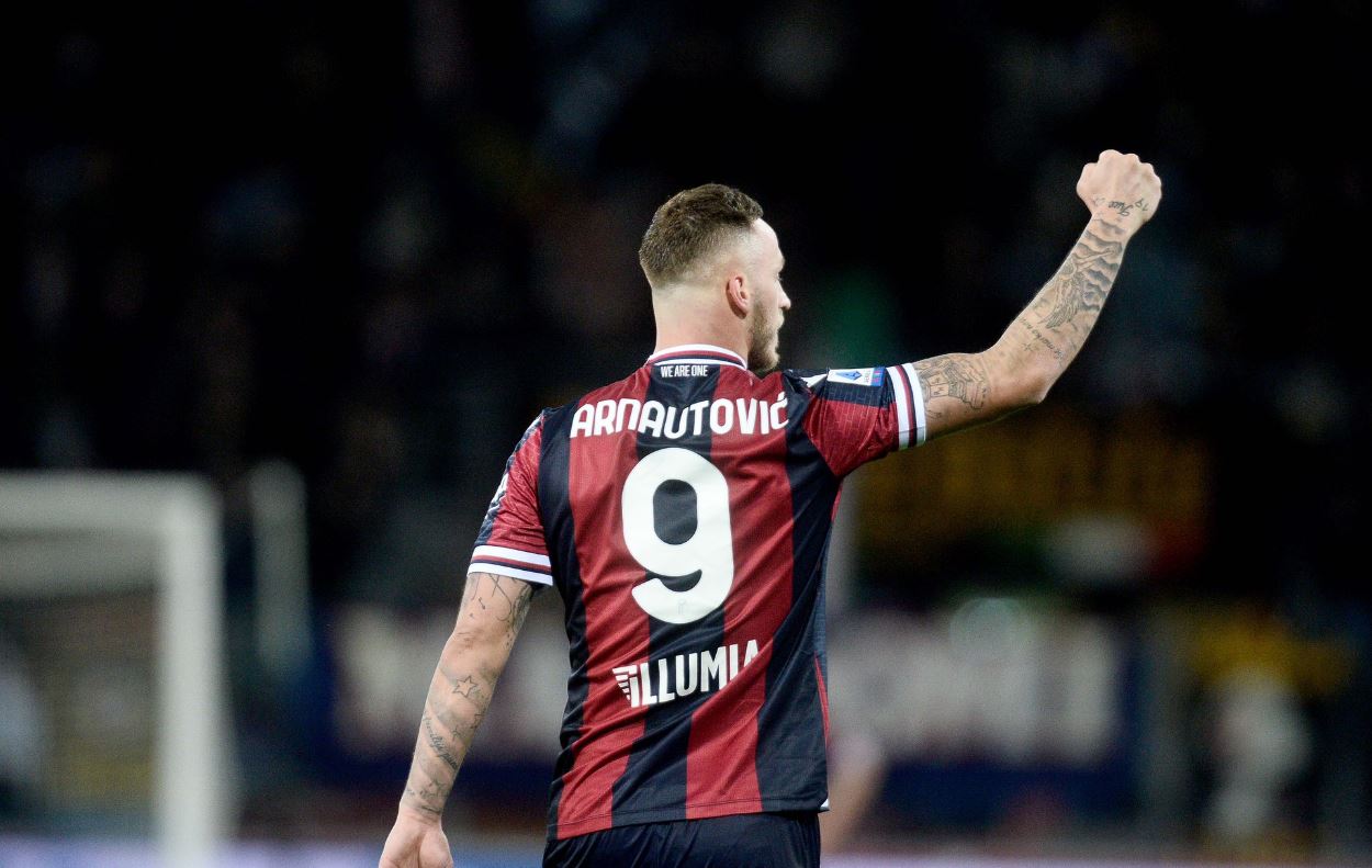 Dengarkan Keluhan Fans, Manchester United Batalkan Operasi Transfer Marko Arnautovic