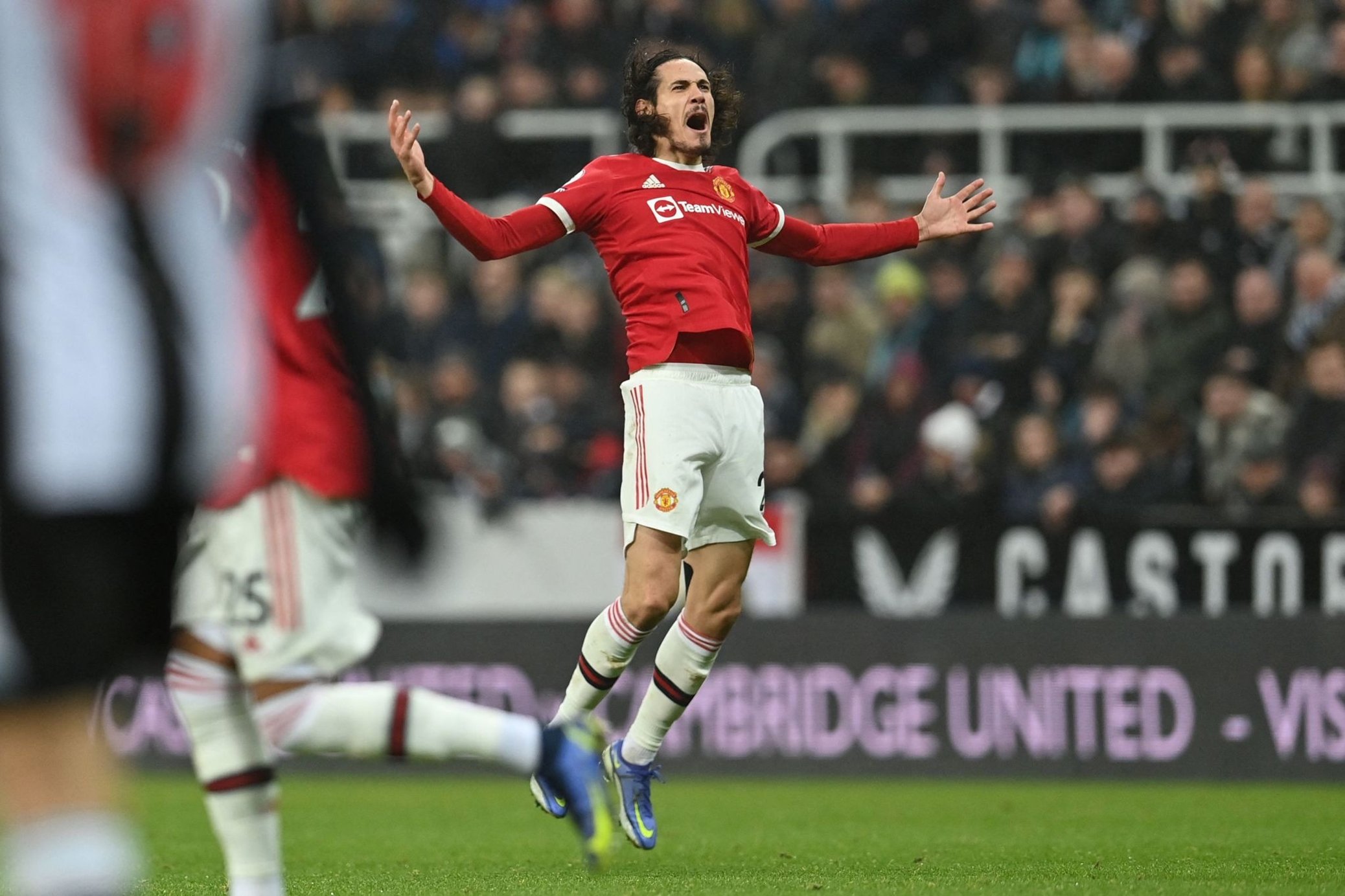 Newcastle 1-1 Man United: Cavani Selamatkan Setan Merah