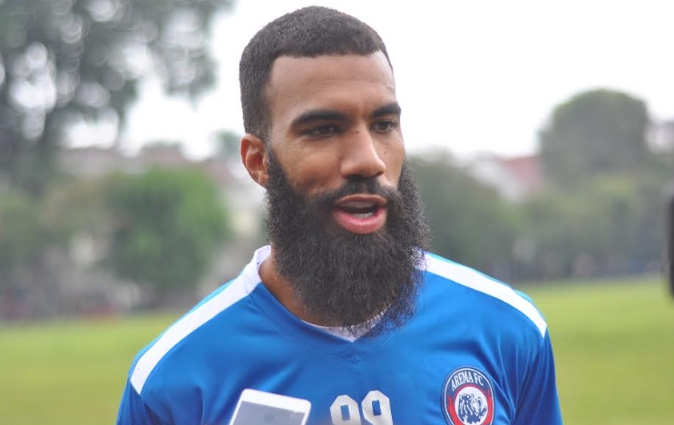 Soal Gol, Sylvano Comvalius Berharap Aremania Bisa Mengerti