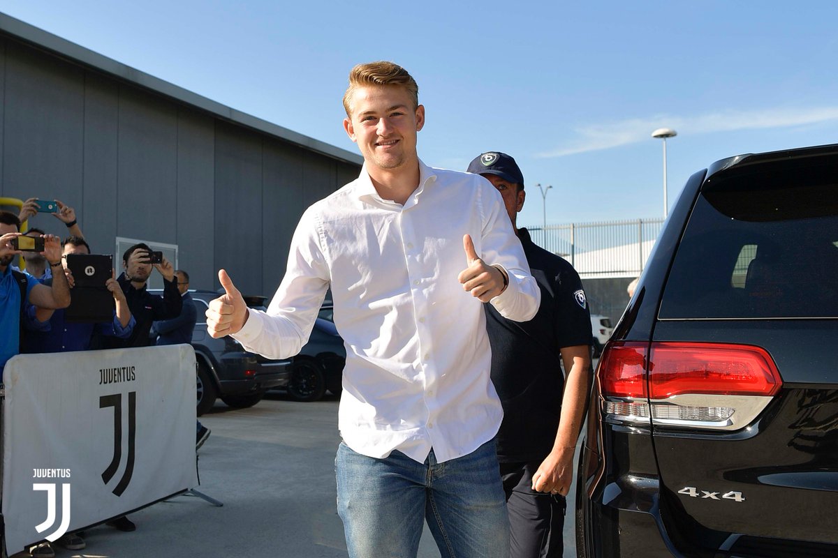 Resmi ke Juventus, Matthijs de Ligt Jadi Bek Termahal