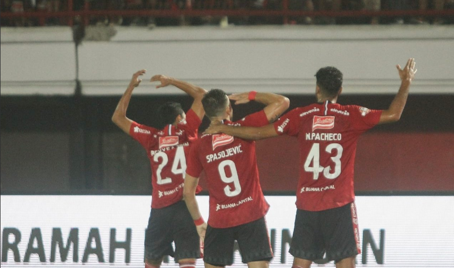 Bali United 2-1 Persebaya Surabaya: Spaso dan Paulo Sergio Bawa Serdadu Tridatu Menang